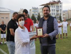 Mut'ta veteranlar maçı düzenlendi